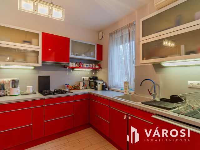 Pazar lakás a Teleki Utcában