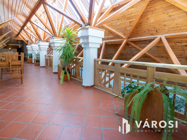 Lehetőségekben gazdag, szálloda Vonyarcvashegyen!