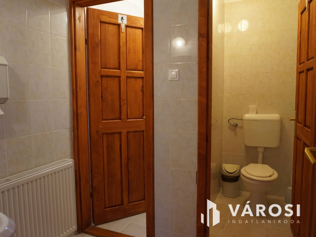 Fogadó alternatív fűtéssel a gyógyfürdő mellett