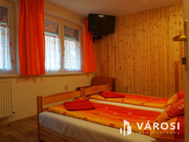 Fogadó alternatív fűtéssel a gyógyfürdő mellett