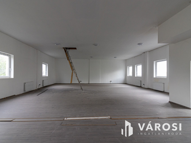 30 fős munkásszálló, hotel Csepel-Gyártelepen!