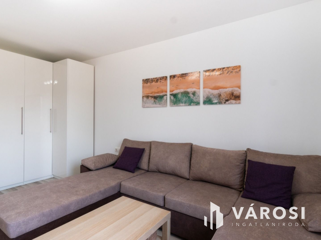 Siófokon eladó modern lakás a belváros szívében