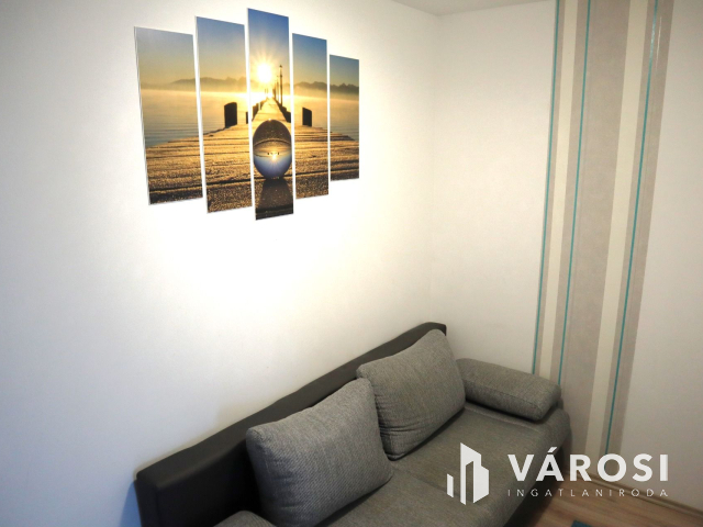 Eladó panzió a Balatontól 2 percre