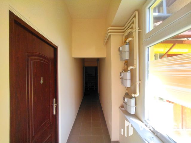 Családi ház + 3 lakás kiváló környéken eladó!