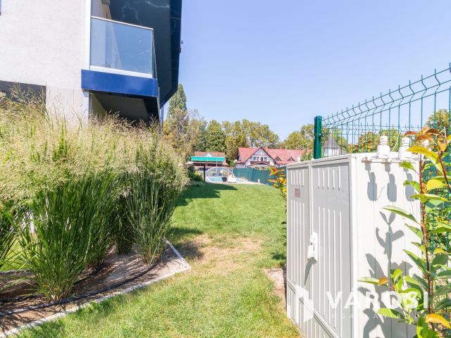 Bútorozott Luxuslakás Balatonföldváron – Azonnal költözhető