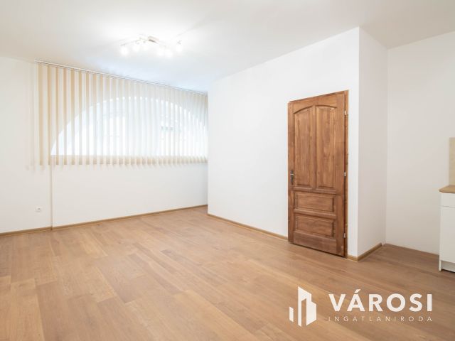 Iroda a Nyugati mellett - Elegancia, Minőség és Nyugalom