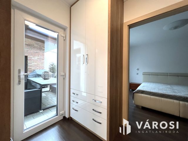 Álomszép luxusotthon, bútorozva eladó