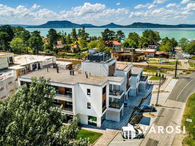 Új építésű lakás (A67), a Balatontól 200 méter távolságra