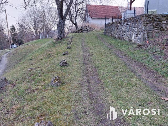 Telek engedélyes tervvel, közművekkel Taliándörögdön eladó