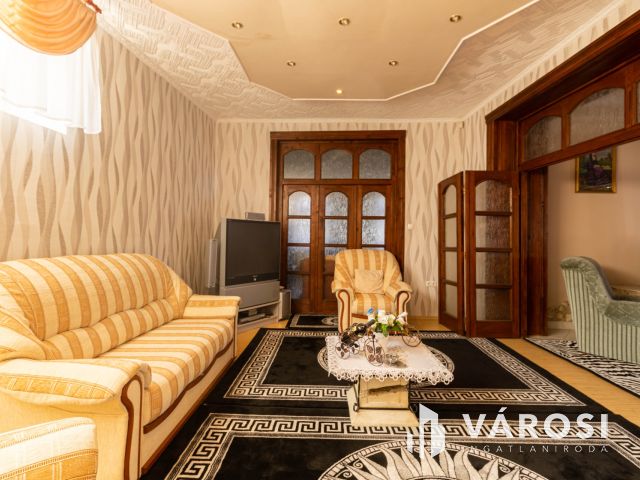 Nagypolgári életérzés Békéscsaba belvárosában