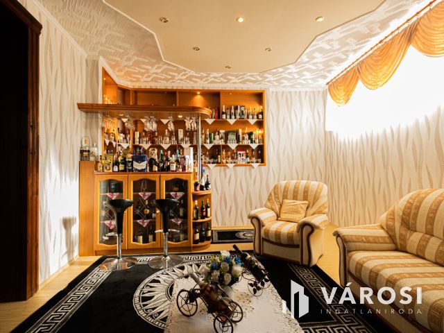 Nagypolgári életérzés Békéscsaba belvárosában