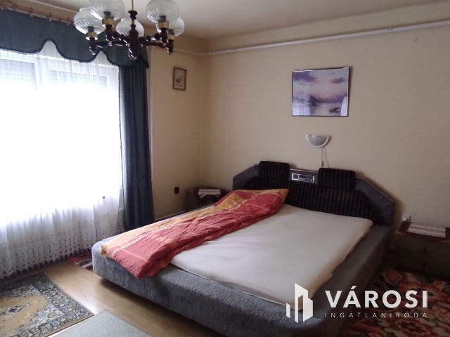 Badacsony oldalában családi ház kedvező áron eladó