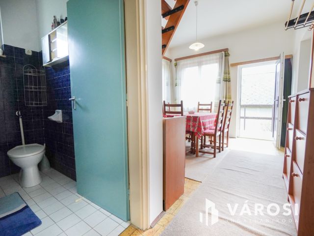 A Velencei-tó közvetlen közelében, Kápolnásnyéken!