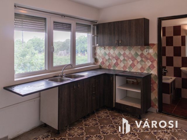 Zártkerti Családi ház Sándorfalván