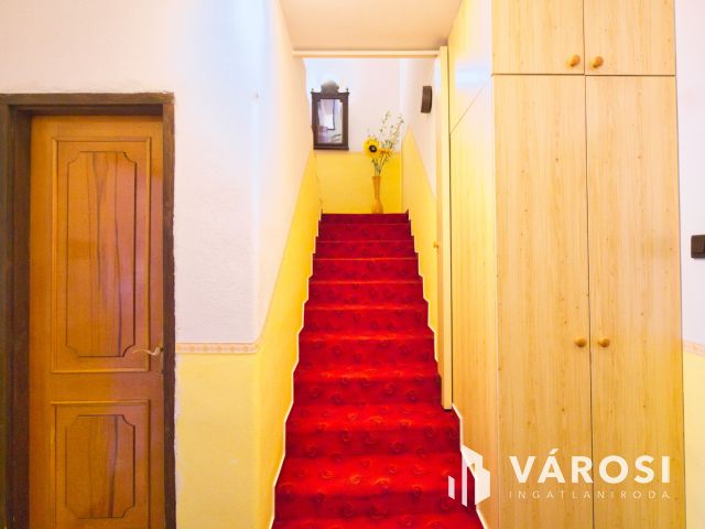 Vásárhelyen, csendes otthon a belvárosban