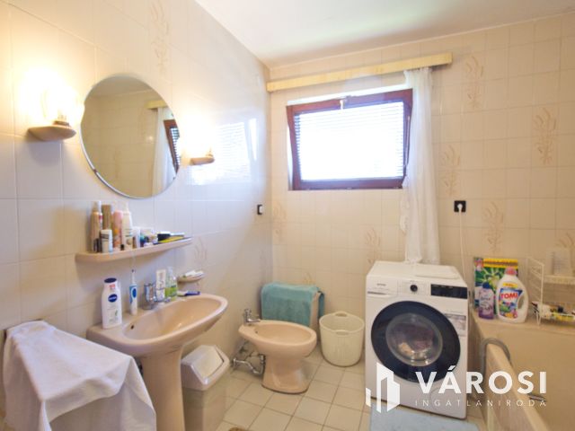 Vásárhelyen, csendes otthon a belvárosban