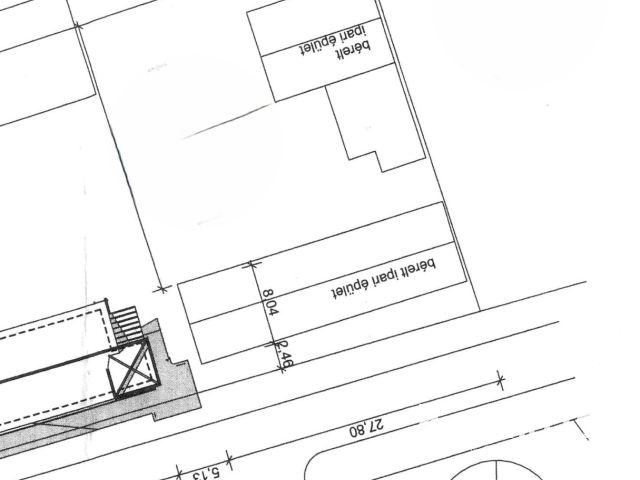 Zalaszentgrót,Ipari telephely,város központi,7csarnok eladó!