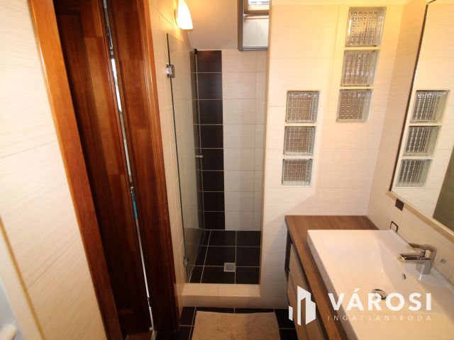 Ide csak be kell költözni.