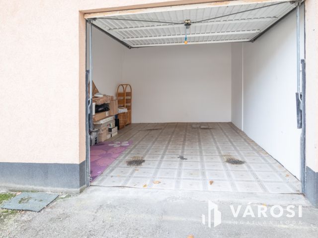 Eladó garázs a Főfasoron 3.