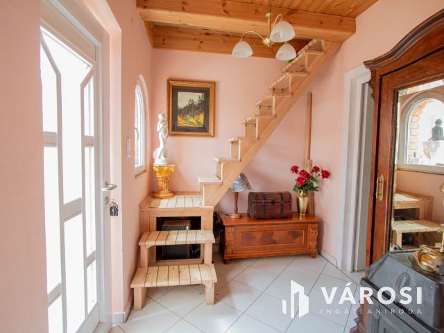 Gosztolában, beleszeretős ház új szerelmét várja!