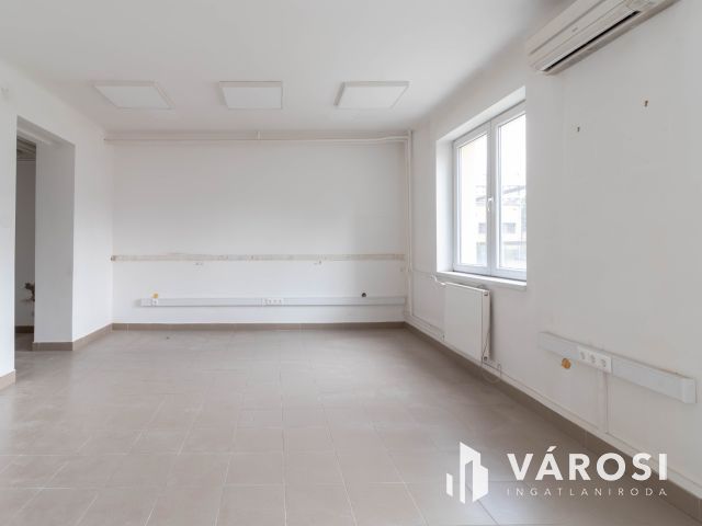 64 m2-es, két helyiséges iroda Fáy utcai irodaépületben