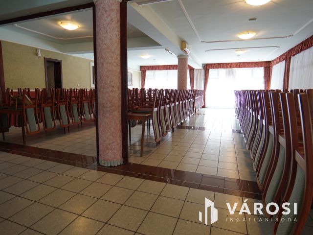 Tökéletes helyen, jó állapotú vendéglátó egység eladó!