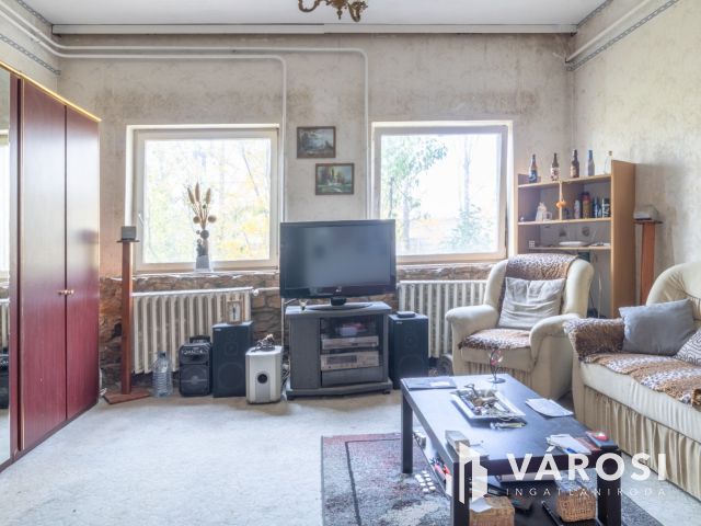 Társasházi kertes ház Dorozsmán