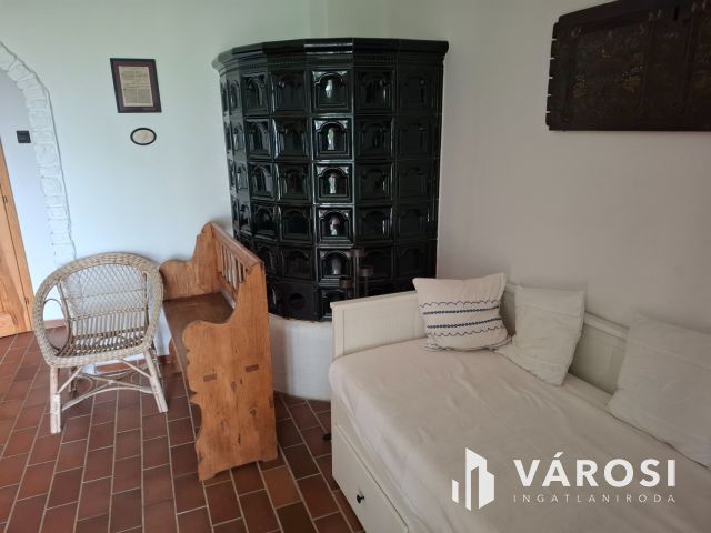 Badacsonyi nyaraló teljes és örök balatoni panorámával eladó