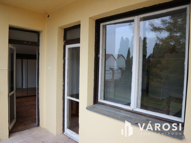 Csehimindszent,akár2generációs,felújítandó,szintes ház117m2