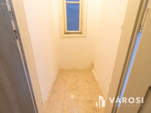 70 m2-es lakás beépíthető tetőtérrel!