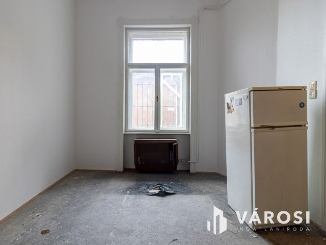 70 m2-es lakás beépíthető tetőtérrel!