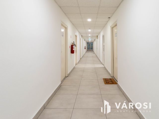 64 m2-es, három helyiséges iroda Fáy utcai irodaépületben