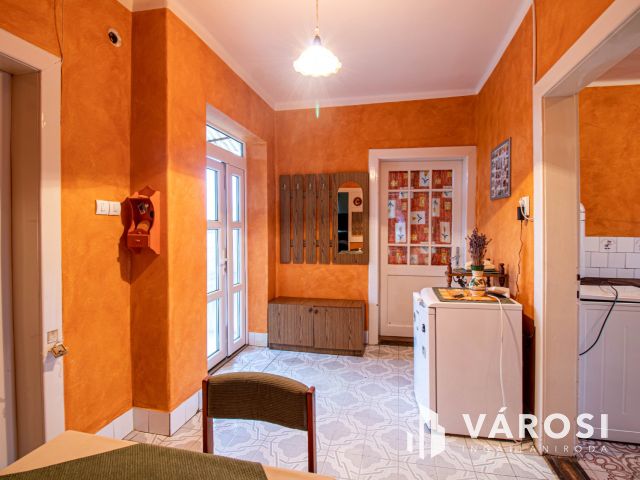 Házikó a Cserta patak mentén