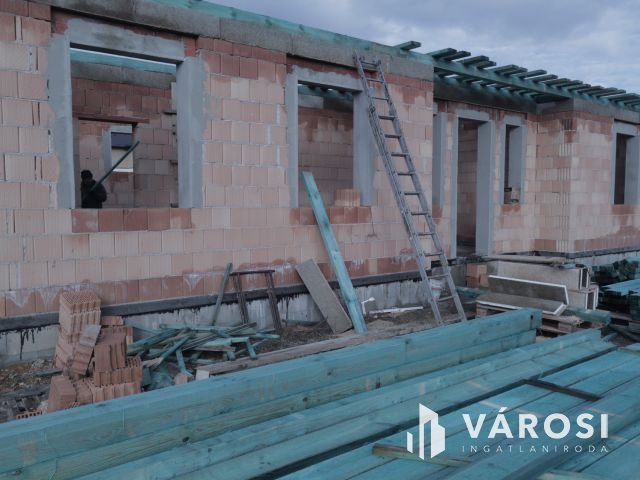 Új építésű társasház Gencsapáti külső részén