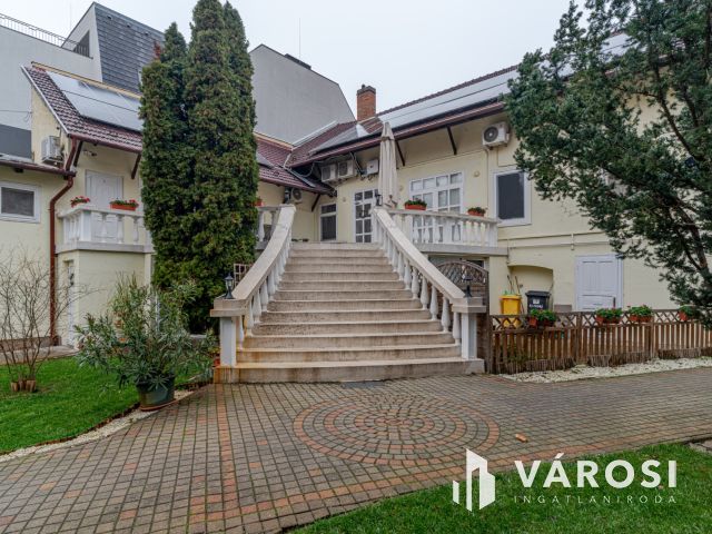 Egy szelet történelem a Bécsi körúton