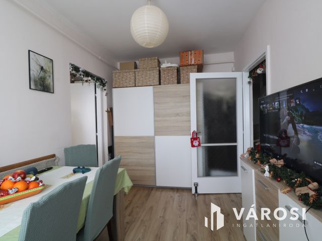 Eladó Panel Lakás Hódmezővásárhelyen !