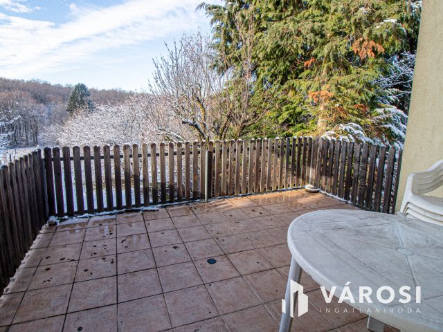 Állandó lakhatásra, de vendégháznak is ideális