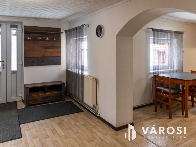 Igényes, felújított Családi ház, ide csak költözni kell