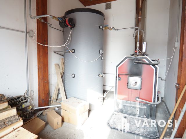 Jól működő vállalkozás eladó Bolttal és Telephellyel együtt!