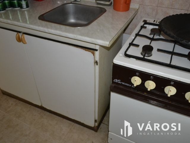 Felsőörsön Balatoni panorámás téliesített ingatlan eladó!