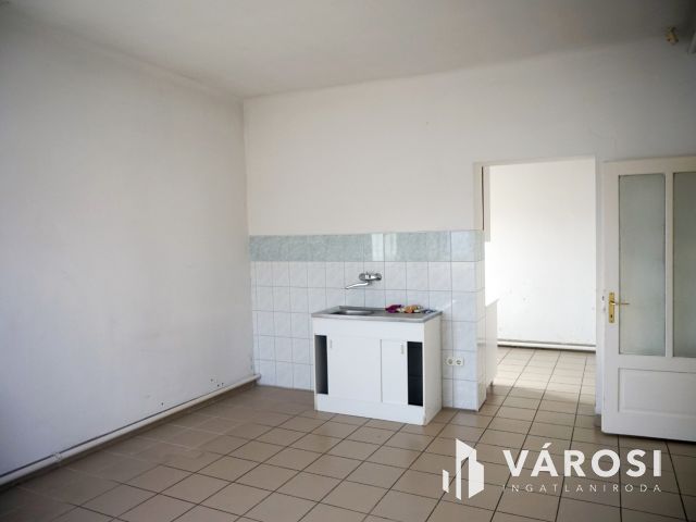 Kiváló elrendezésű családi ház kiváló lakóövezetben!