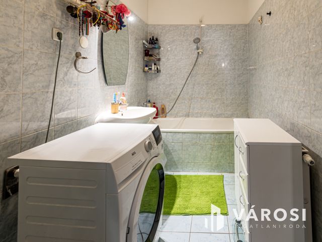 Felújított, fiatalos, duplakomfortos lakás Angyalföldön