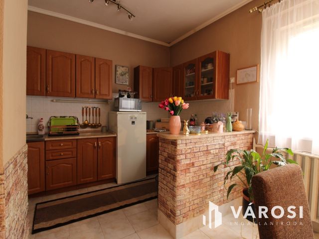 Otthonos családi ház várja új lakóit