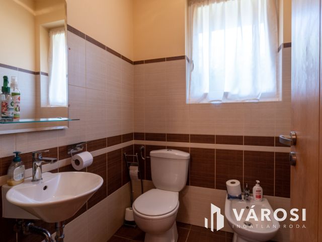 Tágas mediterrán otthon Siófok-Fokihegyen