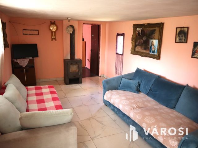 2 lakásos családi ház Siófok csendes részén eladó