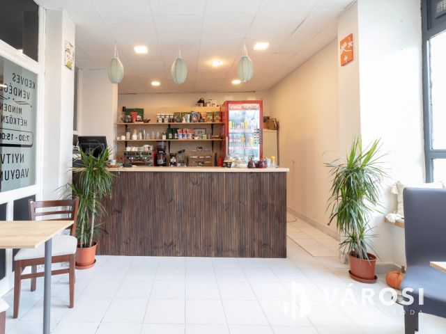 2. emeleti, 16 m2-es iroda kiadó Fáy utcai irodaépületben