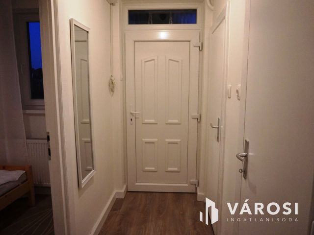 Tömegközlekedés centrumában