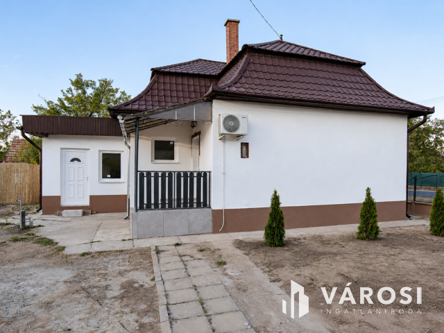 Felújított családi ház, saroktelken, Zsámbokon